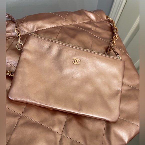 Chanel 22 bag, Small - Picture 10 of 11